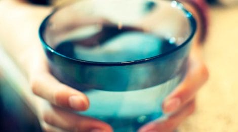 can a bowl of water humidify a room?